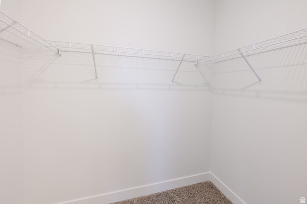 Image 10 of property listing at 4653 S ALDER DR #H303, Mapleton, UT 84664
