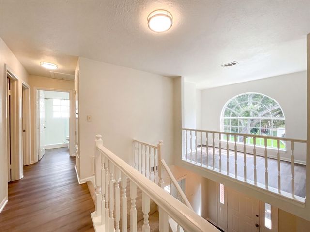 14 Elk Crossing Drive, Spring, TX 77381