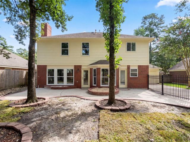 14 Elk Crossing Drive, Spring, TX 77381
