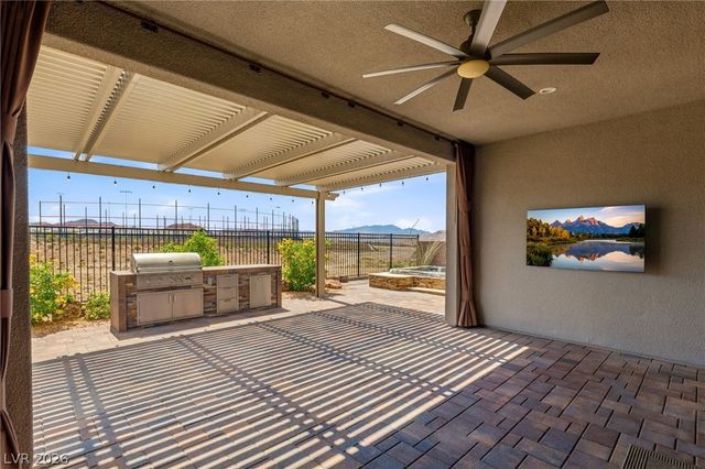 2711 Canvas Sky Street, Henderson, NV 89044