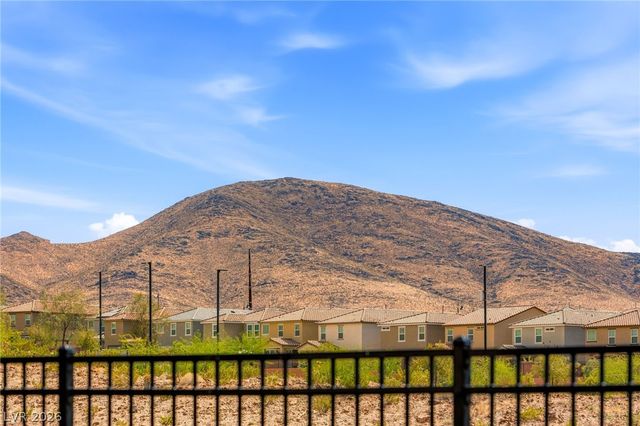 2711 Canvas Sky Street, Henderson, NV 89044