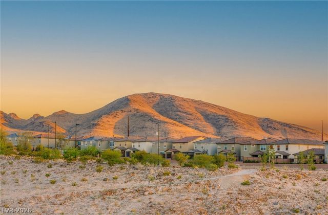 2711 Canvas Sky Street, Henderson, NV 89044