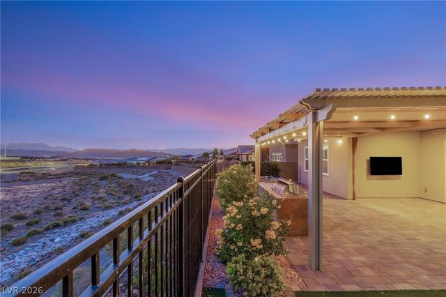 2711 Canvas Sky Street, Henderson, NV 89044