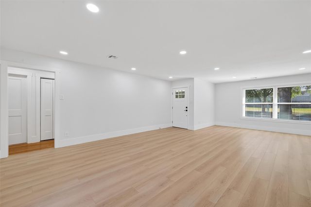 9770 Cedardale Drive, Houston, TX 77055