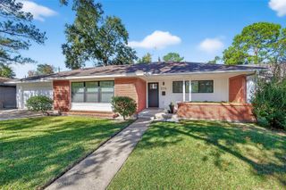 9770 Cedardale Drive, Houston, TX 77055