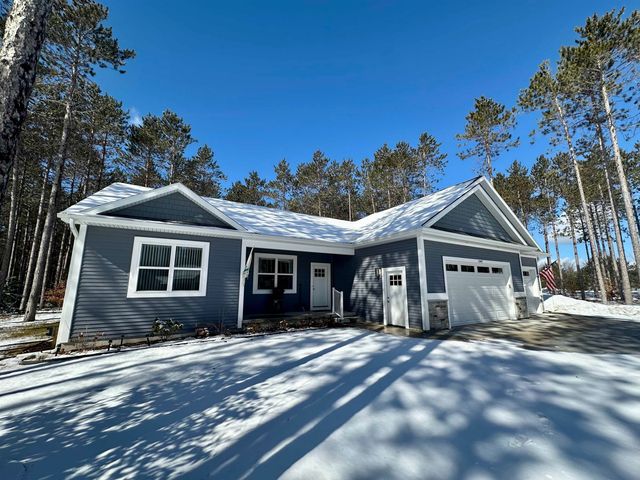 1947 Cascade Trail, Long Lake Twp, MI 49685