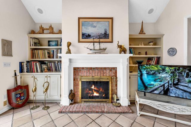 101 Lamplighter LANE, Wind Point, WI 53402