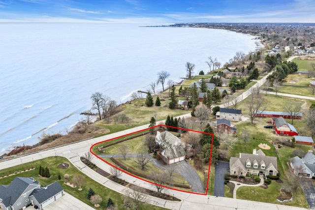 101 Lamplighter LANE, Wind Point, WI 53402