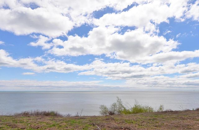101 Lamplighter LANE, Wind Point, WI 53402