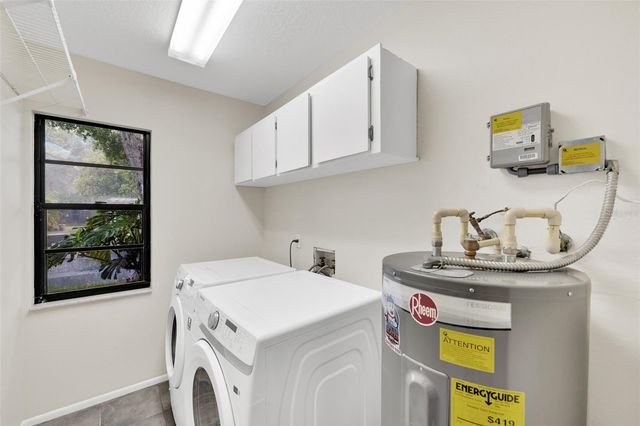 5015 BARRINGTON CIRCLE 201, Sarasota, FL 34234