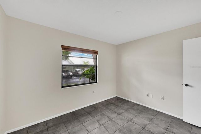 5015 BARRINGTON CIRCLE 201, Sarasota, FL 34234