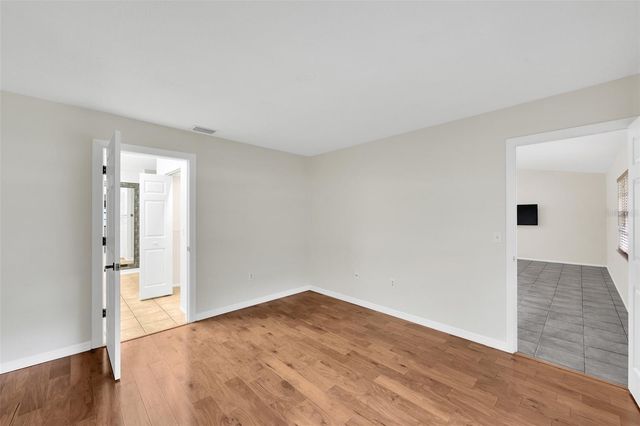 5015 BARRINGTON CIRCLE 201, Sarasota, FL 34234