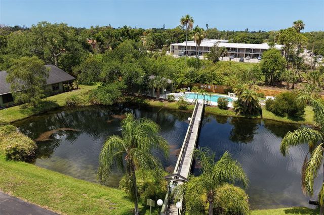 5015 BARRINGTON CIRCLE 201, Sarasota, FL 34234