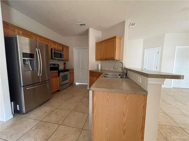 2515 Dove Avenue, Mission, TX 78574