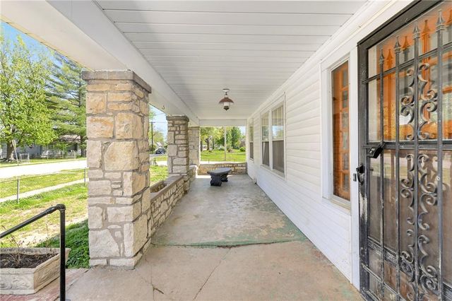 234 Old Orchard Street, Excelsior Springs, MO 64024