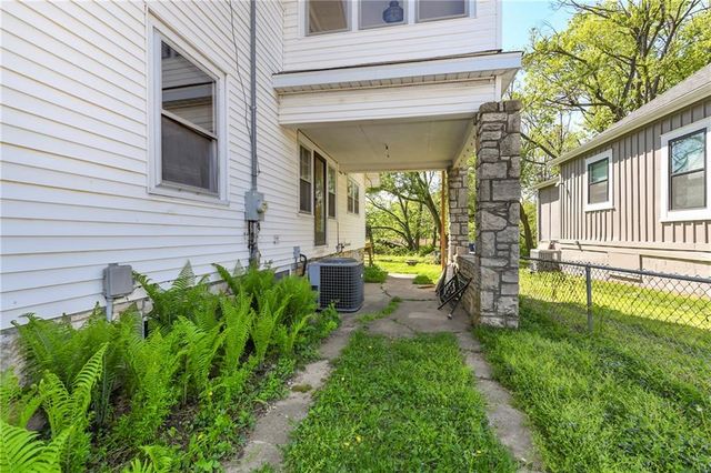 234 Old Orchard Street, Excelsior Springs, MO 64024