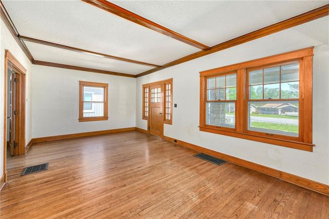 234 Old Orchard Street, Excelsior Springs, MO 64024