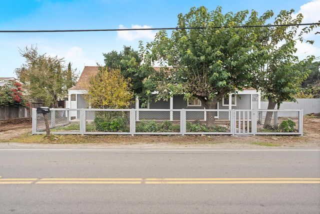 10878 S Mckinley Ave, French Camp, CA 95231