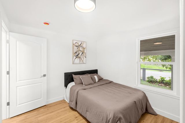 10878 S Mckinley Ave, French Camp, CA 95231