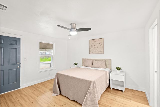 10878 S Mckinley Ave, French Camp, CA 95231