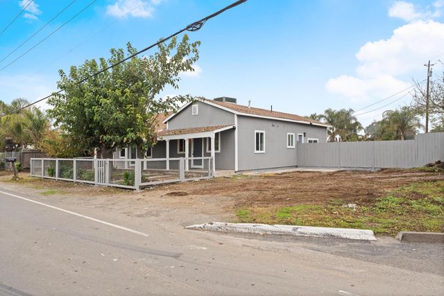 10878 S Mckinley Ave, French Camp, CA 95231