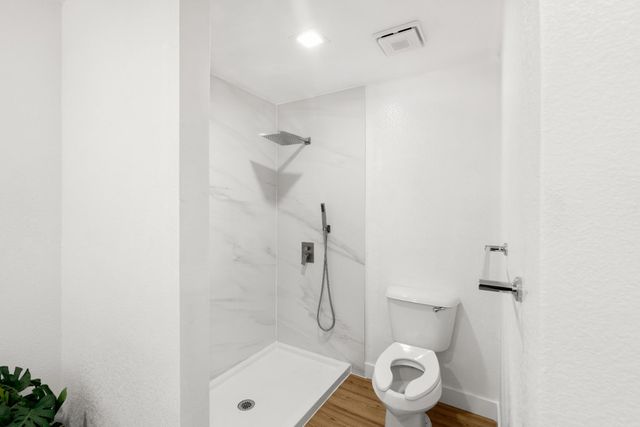 10878 S Mckinley Ave, French Camp, CA 95231