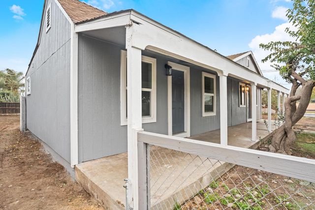 10878 S Mckinley Ave, French Camp, CA 95231