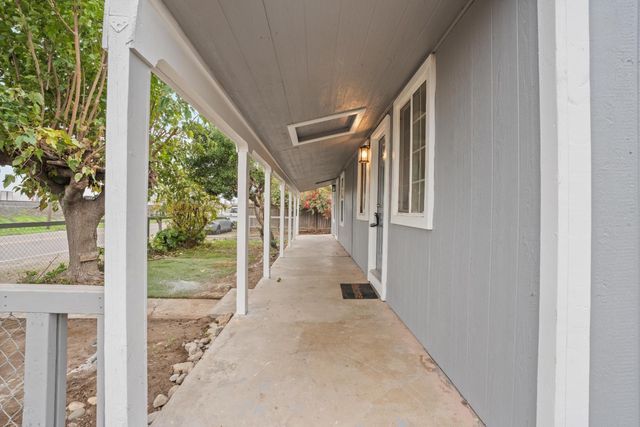 10878 S Mckinley Ave, French Camp, CA 95231