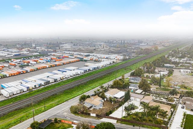 10878 S Mckinley Ave, French Camp, CA 95231