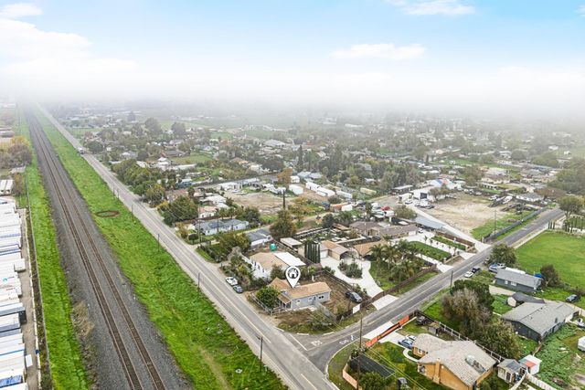 10878 S Mckinley Ave, French Camp, CA 95231