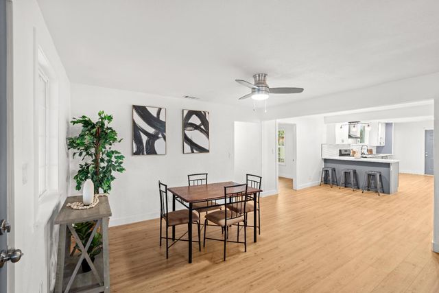 10878 S Mckinley Ave, French Camp, CA 95231