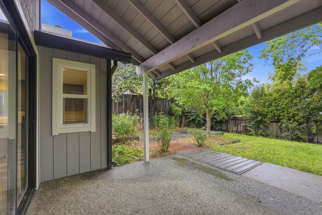 9222 Hilari Way, Orangevale, CA 95662