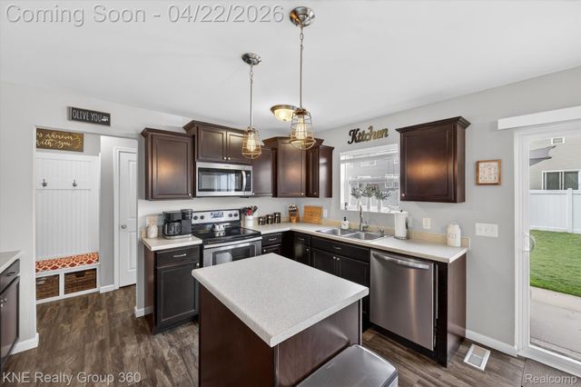 2743 Au Gres River Drive, Handy Township, MI 48836