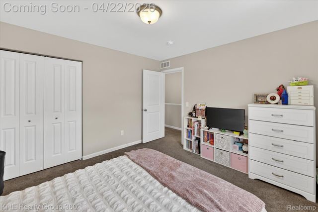 2743 Au Gres River Drive, Handy Township, MI 48836