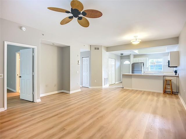 4275 CASTLEBRIDGE LANE 1312B1, Sarasota, FL 34238