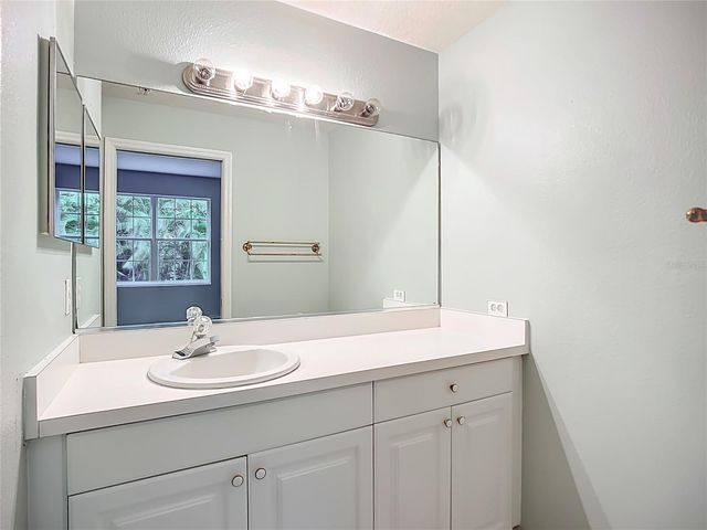 4275 CASTLEBRIDGE LANE 1312B1, Sarasota, FL 34238