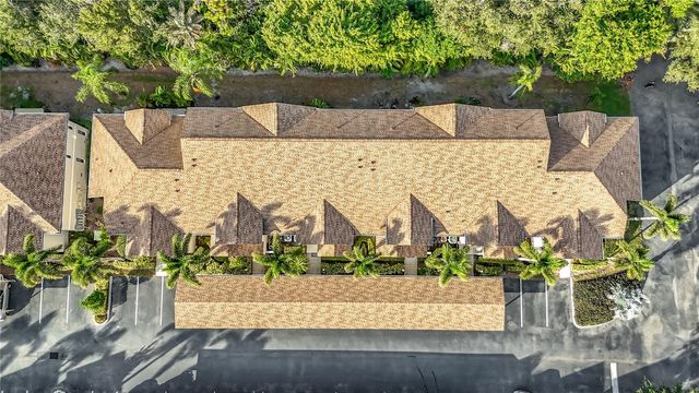 4275 CASTLEBRIDGE LANE 1312B1, Sarasota, FL 34238