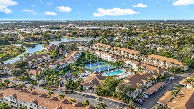 4275 CASTLEBRIDGE LANE 1312B1, Sarasota, FL 34238