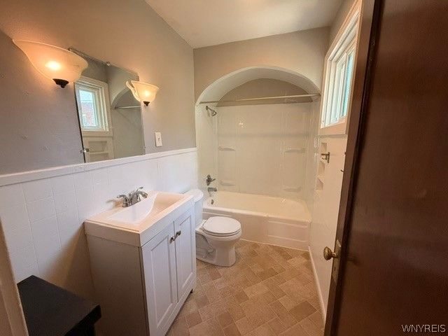 1373 Electric Avenue, Lackawanna, NY 14218
