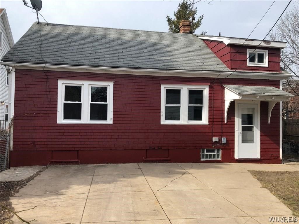 1373 Electric Avenue, Lackawanna, NY 14218