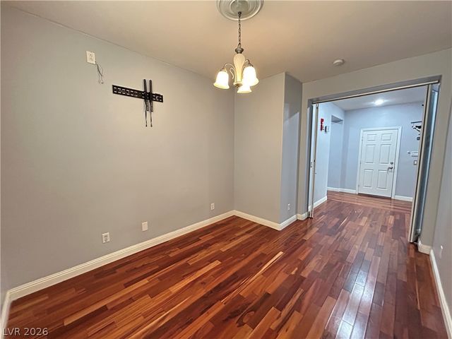 9224 Longhorn Falls Court, Las Vegas, NV 89149