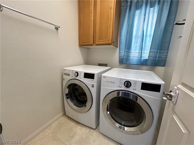 9224 Longhorn Falls Court, Las Vegas, NV 89149