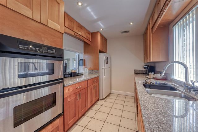 2475 W Golf Boulevard 247, Pompano Beach, FL 33064