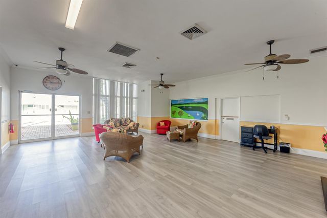 2475 W Golf Boulevard 247, Pompano Beach, FL 33064