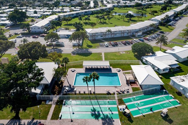 2475 W Golf Boulevard 247, Pompano Beach, FL 33064
