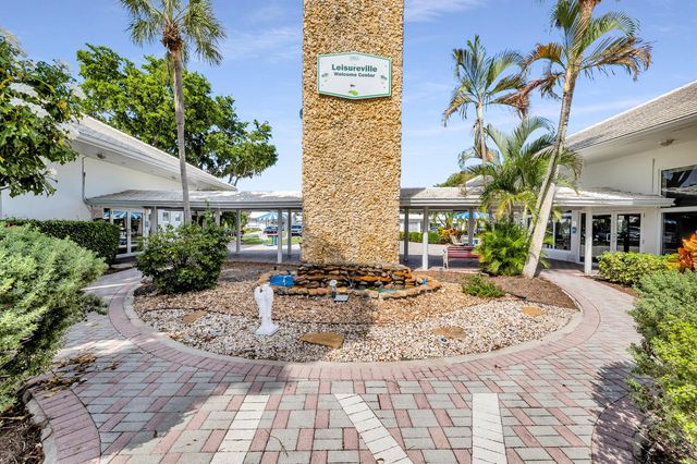 2475 W Golf Boulevard 247, Pompano Beach, FL 33064