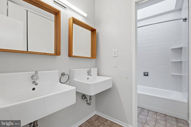 11510 MAPLE RIDGE RD, Reston, VA 20190