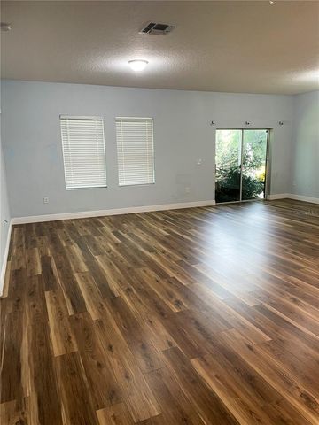 15725 PINE SISKIN LOOP, Mascotte, FL 34753