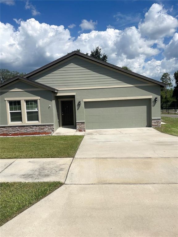15725 PINE SISKIN LOOP, Mascotte, FL 34753