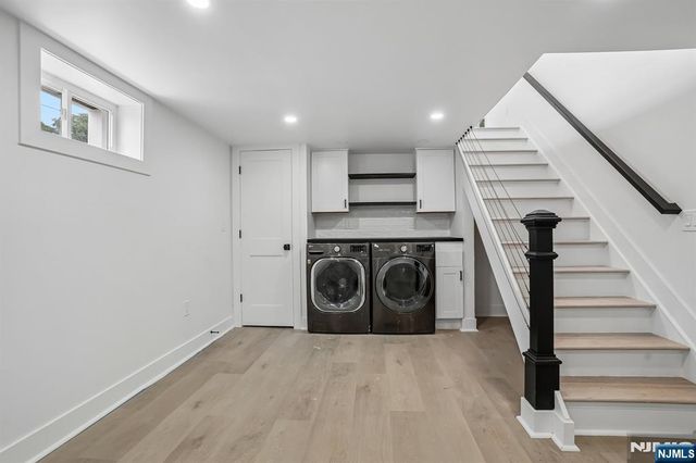 20 Manito Avenue, Oakland, NJ 07436